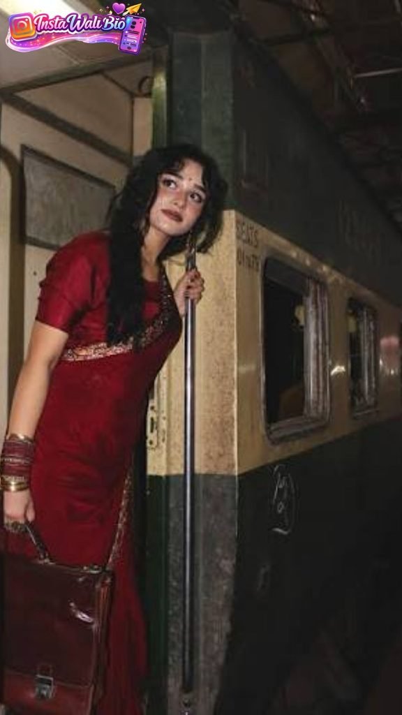 yaadon-bhare-safar-ki-shayari (1)